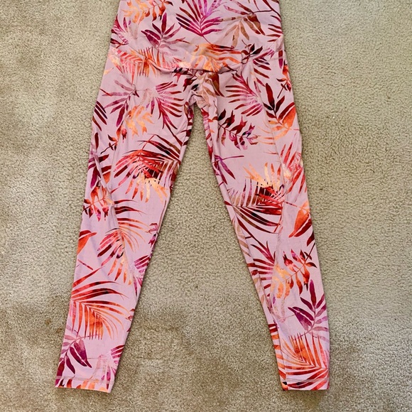THREE SEASONS MATERNITY LEGGINGS - Picture 4 of 8